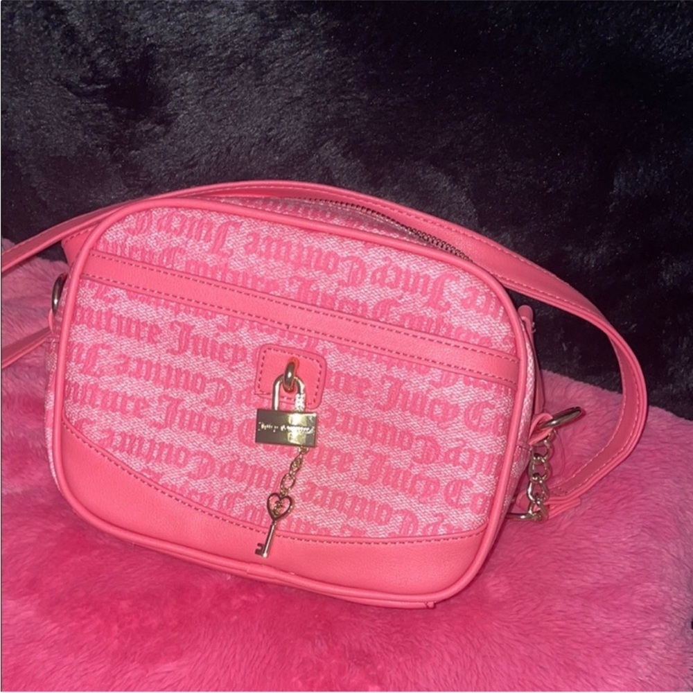 JUICY COUTURE Pink Logo Crossbody Bag BRAND NEW